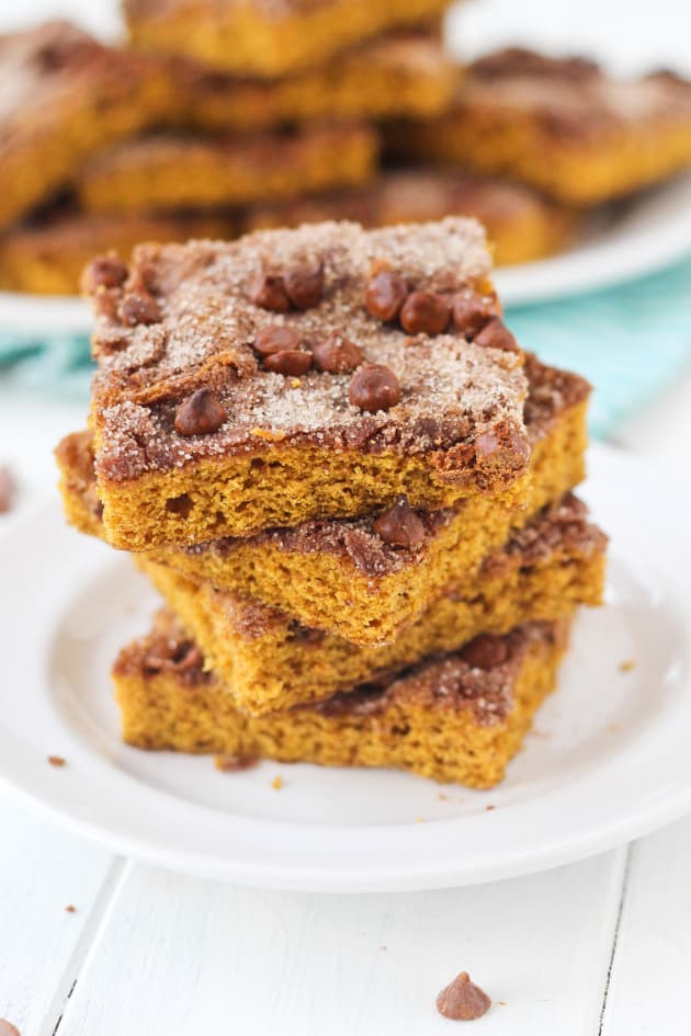 Pumpkin Snickerdoodle Snack Cake Image