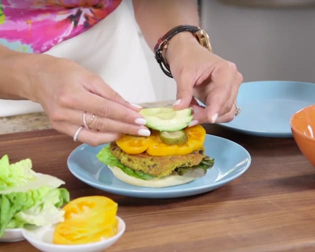 Building a Falafel Burger