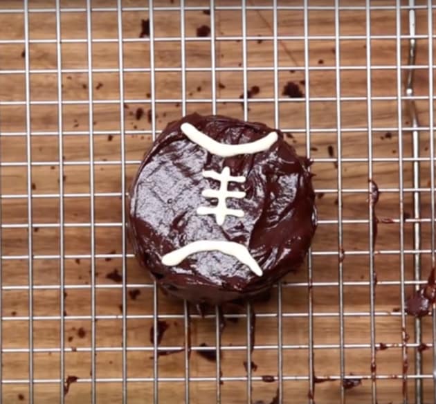 Football Cupcakes