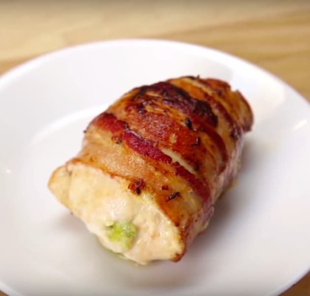 How To Make Bacon Guacamole Chicken Bombs Food Fanatic 