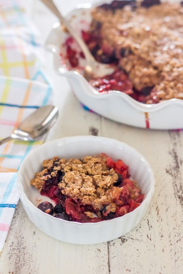 Gluten Free Berry Crisp Recipe Food Fanatic