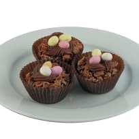 Chocolate Cornflake Cakes Food Fanatic Milk, salt, butter, chocolate candy, white cake mix, green food color and 5 more. chocolate cornflake cakes