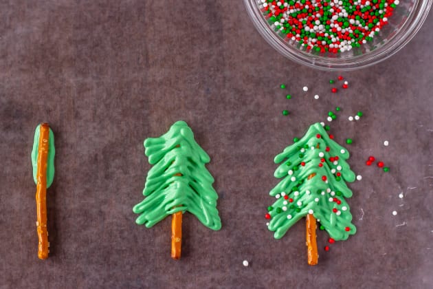Christmas Tree Cupcakes Image