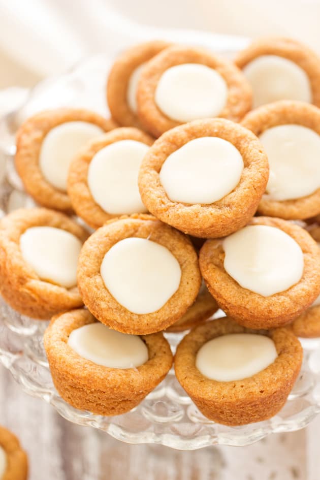 White Chocolate Fudge Puddles Picture