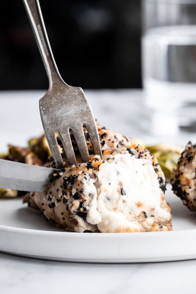 Everything Bagel Chicken Recipe Food Fanatic