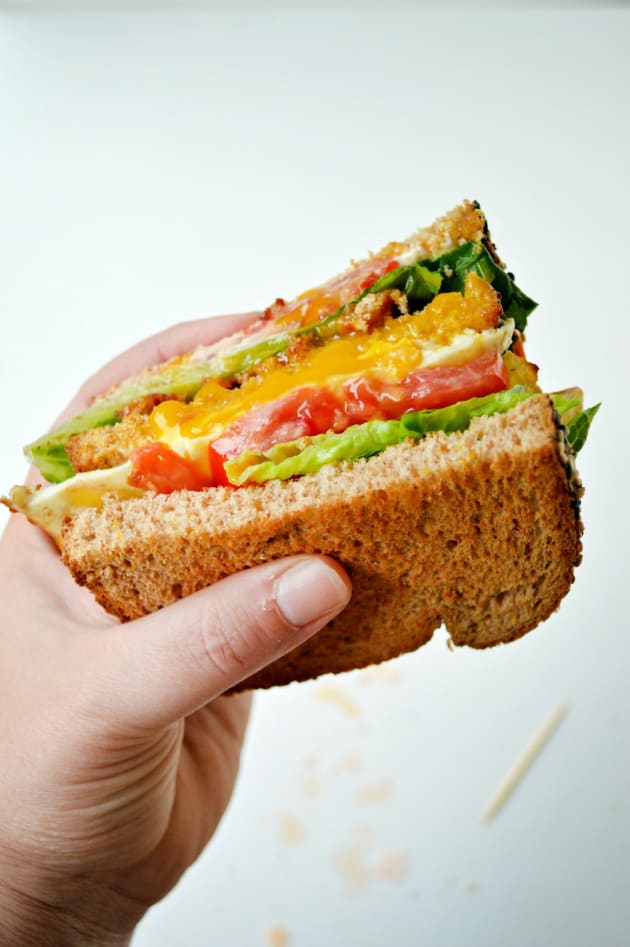Breakfast BLT Sandwich - Food Fanatic