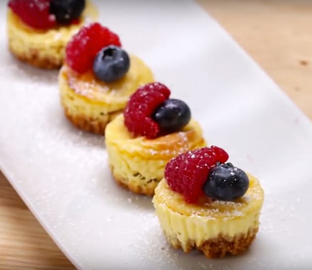 Lemon Cheesecake Bites