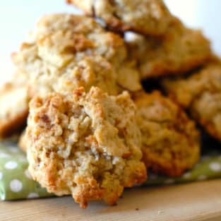 Gluten free oatmeal cookies with apple photo