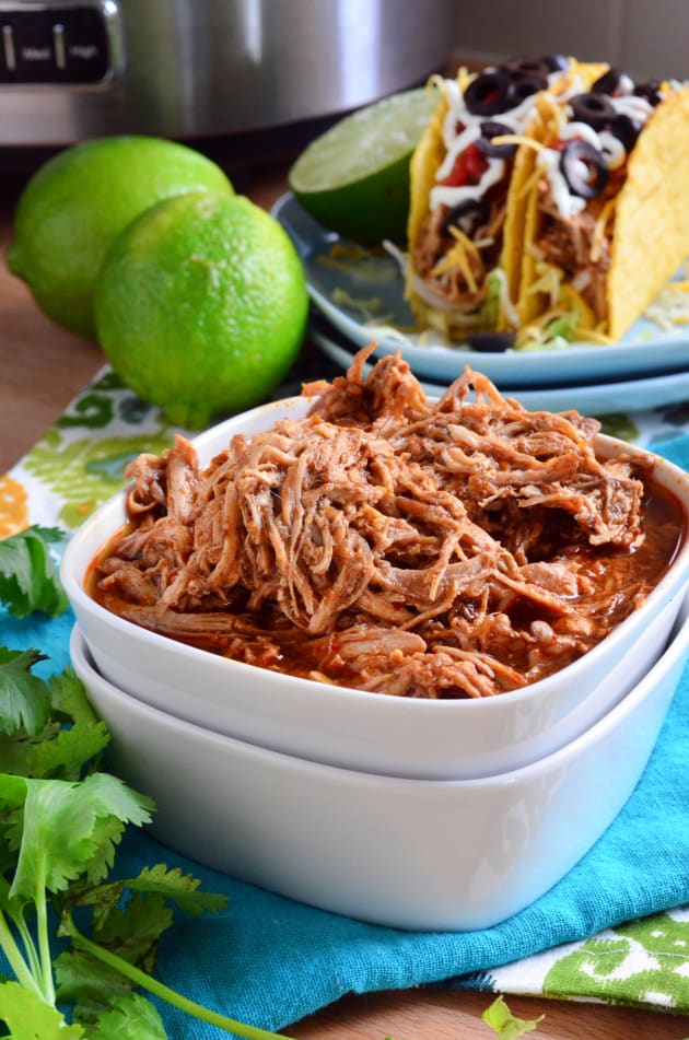 Slow Cooker Shredded Chicken Tacos - Food Fanatic