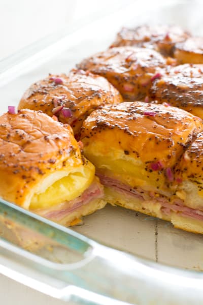 Hawaiian Ham and Cheese Sliders Recipe - Food Fanatic