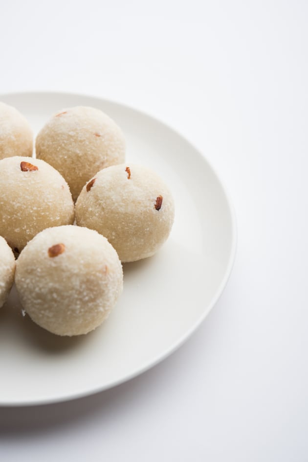 Rava Laddoo Picture