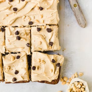 Banana sheet cake with peanut butter frosting photo