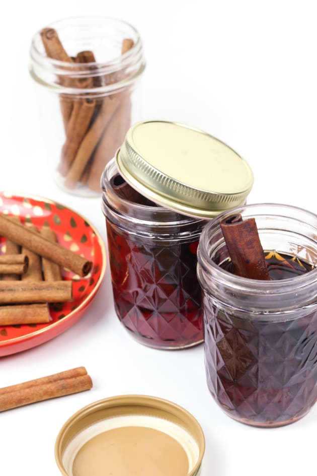 File 3 - Homemade Cinnamon Whiskey