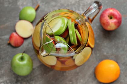 Easy Apple Sangria