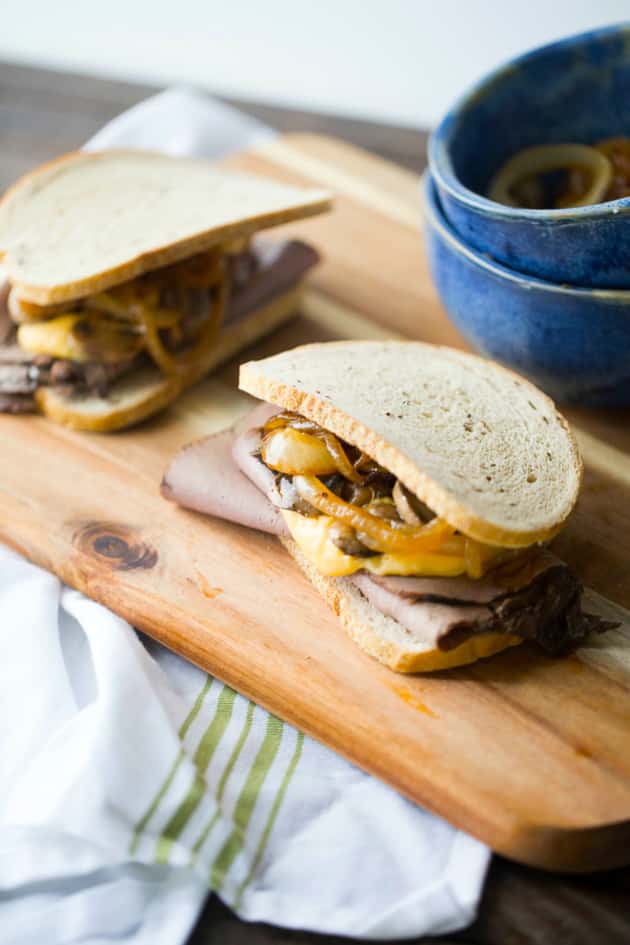 Roast Beef and Cheddar Sandwiches Food Fanatic