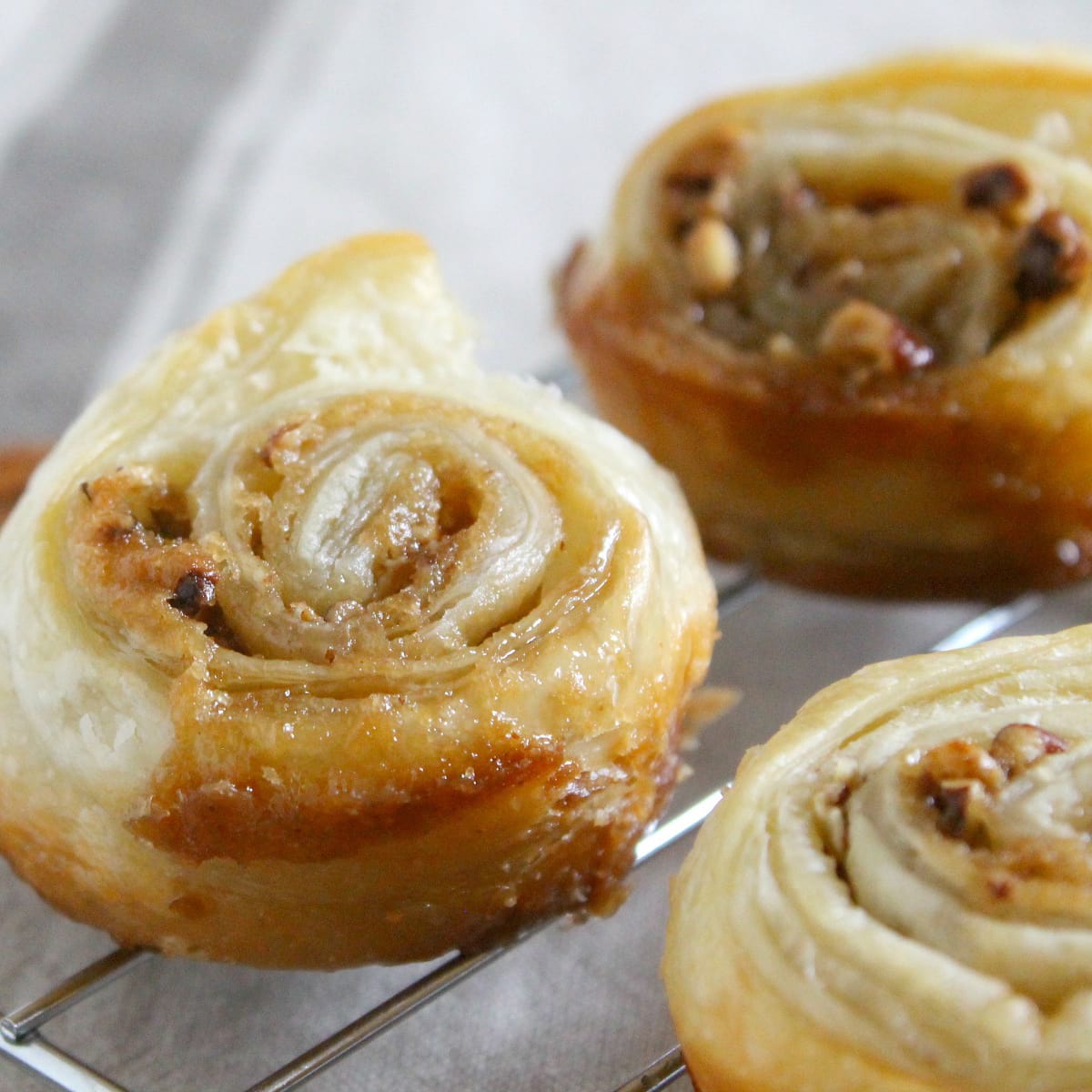 Pecan Pie Cinnamon Rolls Recipe - Food Fanatic