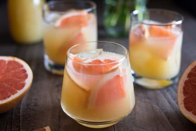 Bourbon Grapefruit Cocktail - Food Fanatic