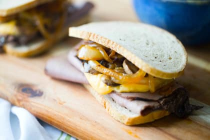 Roast Beef and Cheddar Sandwiches