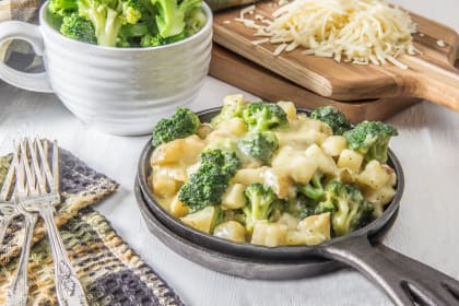 Healthy Cheesy Skillet Potatoes with Broccoli