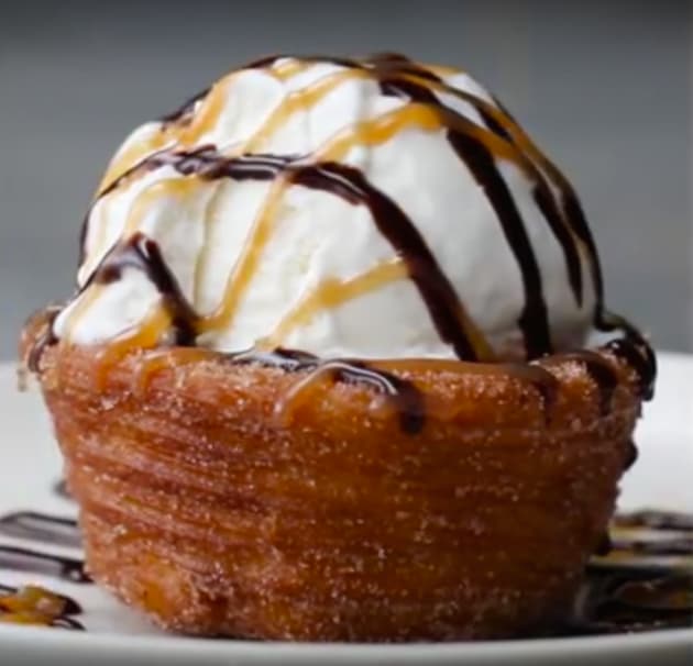 Churro Ice Cream Bowls