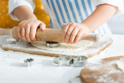 Tips for Baking With Kids