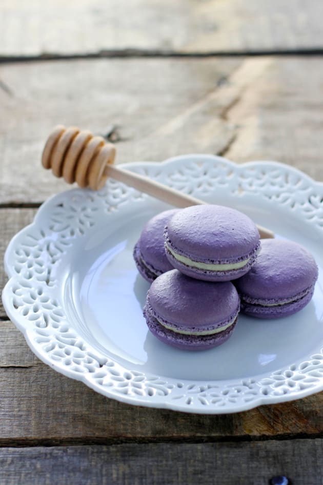 Rose & Lavender Macarons Picture