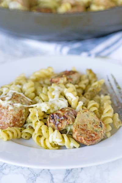 File 1 Pesto Pasta with Meatballs