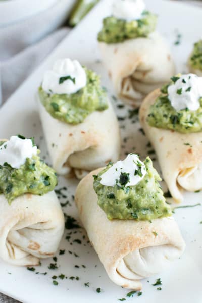 File 4 Baked Mini Chimichangas with Creamy Spicy Guacamole