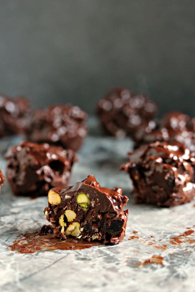 Chocolate Fruit & Nut Clusters Pic
