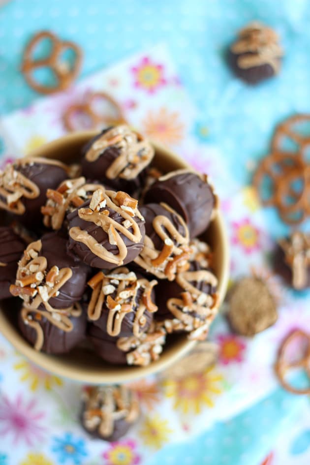 Peanut Butter Pretzel Truffles Picture
