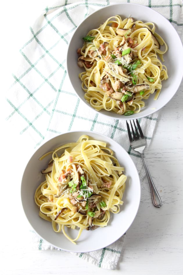 Pancetta Mushroom Fettuccine Recipe - Food Fanatic