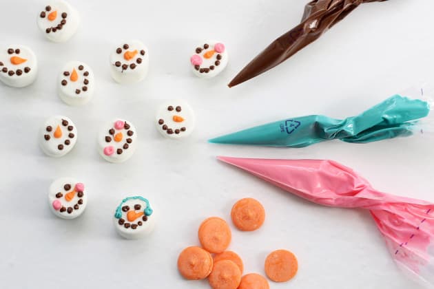 Homemade Williams-Sonoma Marshmallow Snowmen Recipe - Food Fanatic