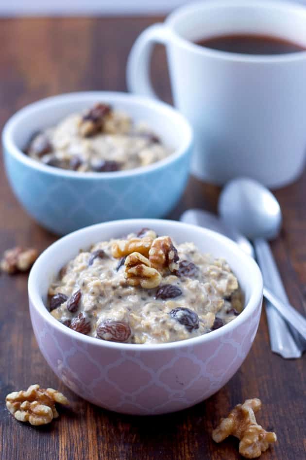 Gluten Free Oatmeal Raisin Overnight Oats - Food Fanatic