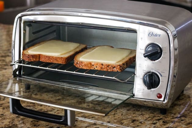 Toasted Caprese Sandwich Pic