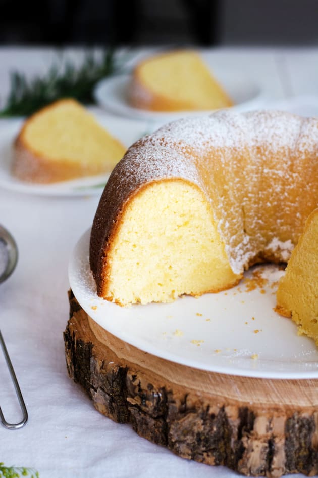 Cream Cheese Bundt Cake - Food Fanatic