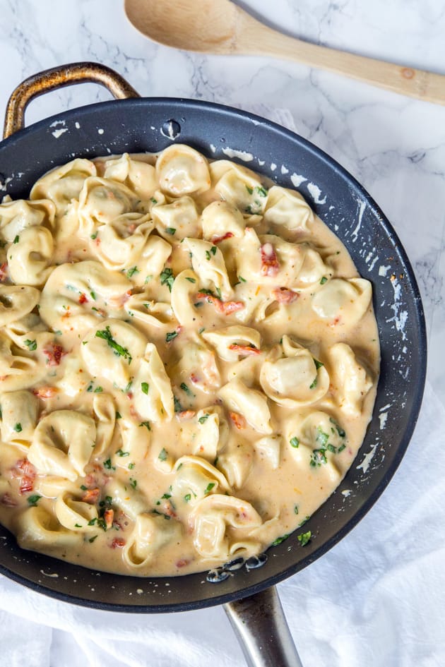Creamy Tomato Basil Tortellini Picture
