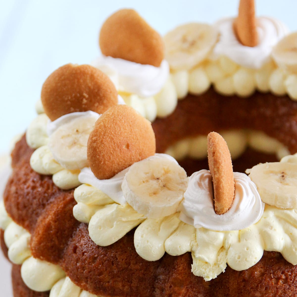 Vanilla Pudding Sour Cream Bundt Cake (Boxed Mix) - Beat Bake Eat