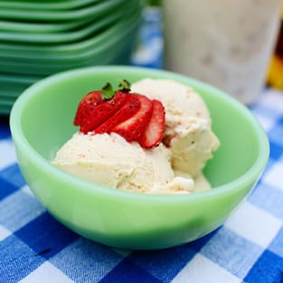 Pioneer woman strawberry ice cream picture