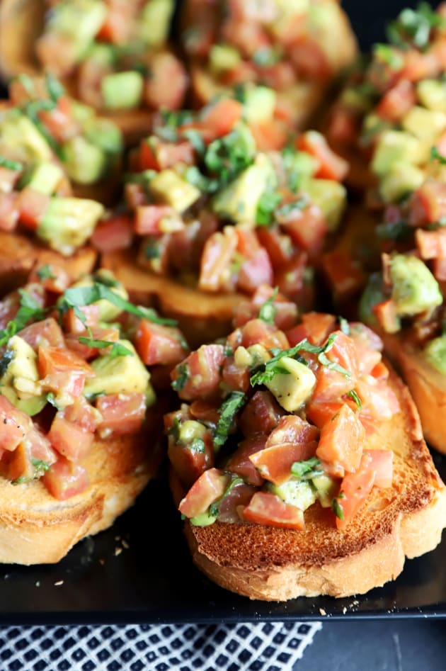 Avocado Bruschetta Recipe - Food Fanatic