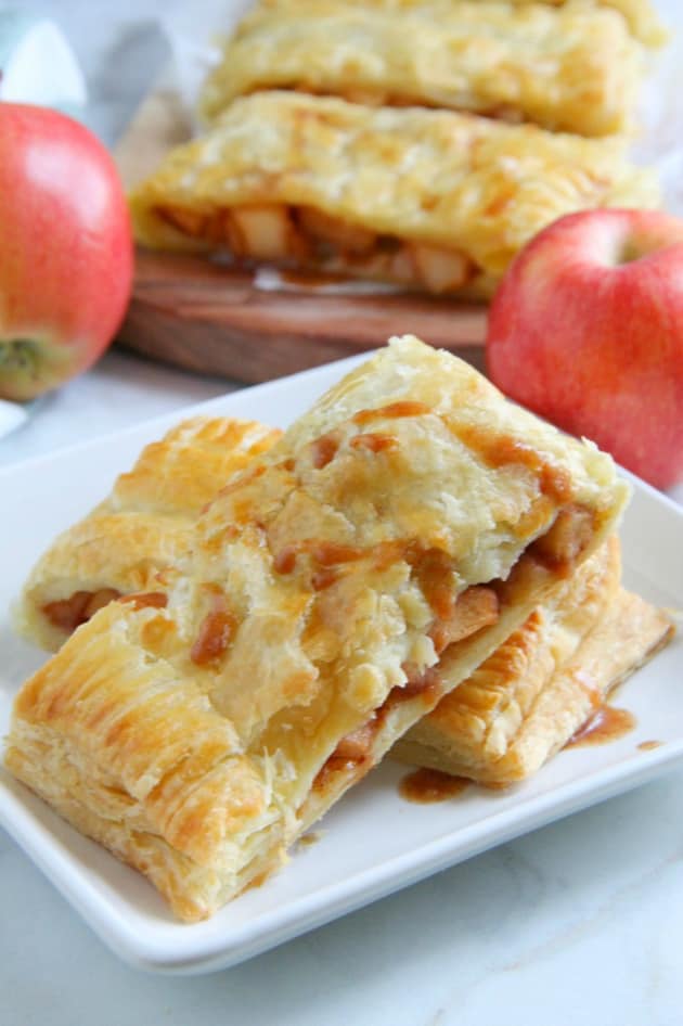 Puff Pastry Apple Slab Pie Recipe - Food Fanatic