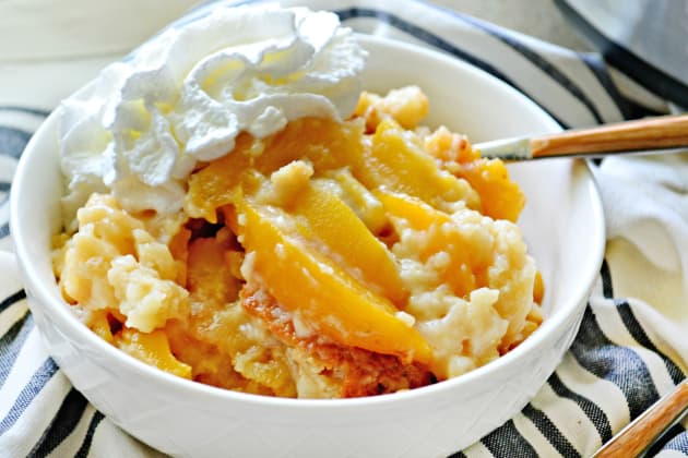 Slow Cooker Peach Cobbler Photo