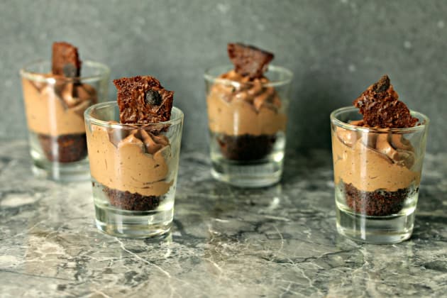Brownie Brittle No Bake Mini Cheesecakes Pic