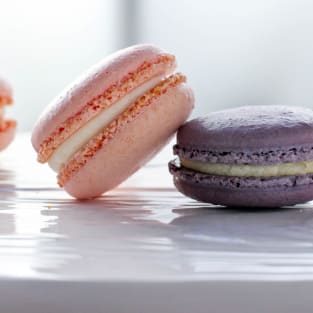Rose and lavender macarons photo
