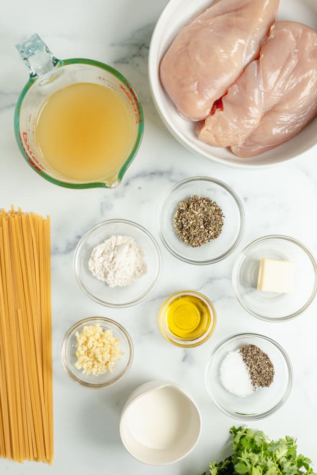 Creamy Chicken Linguine Recipe Food Fanatic