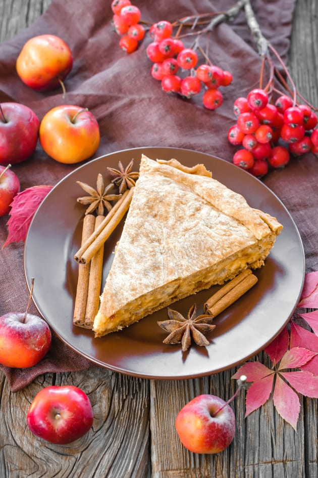 Betty Crocker Apple Pie - Food Fanatic