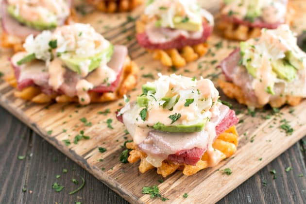 File 4 Avocado Reuben Bites