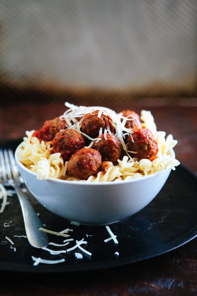 Slow Cooker Meatballs for Supper - Food Fanatic Slow Cooker Meatballs for Supper - Food Fanatic