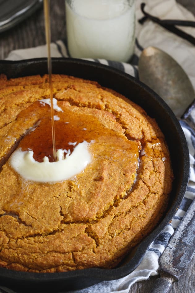 Vanilla Pumpkin Skillet Cornbread Pic