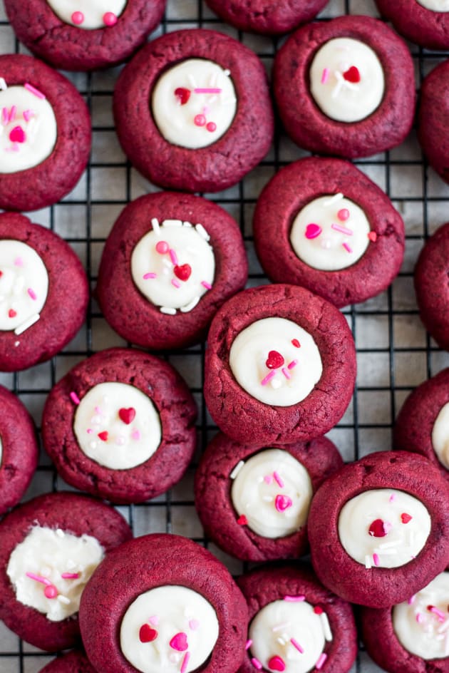 File 3 - Red Velvet Thumbnail Cookies