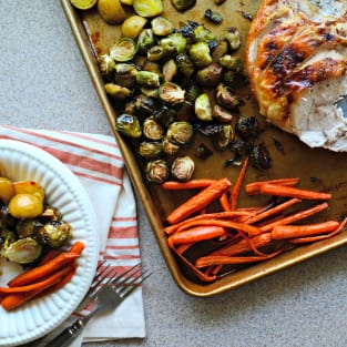 One pan honey roasted turkey and vegetables photo